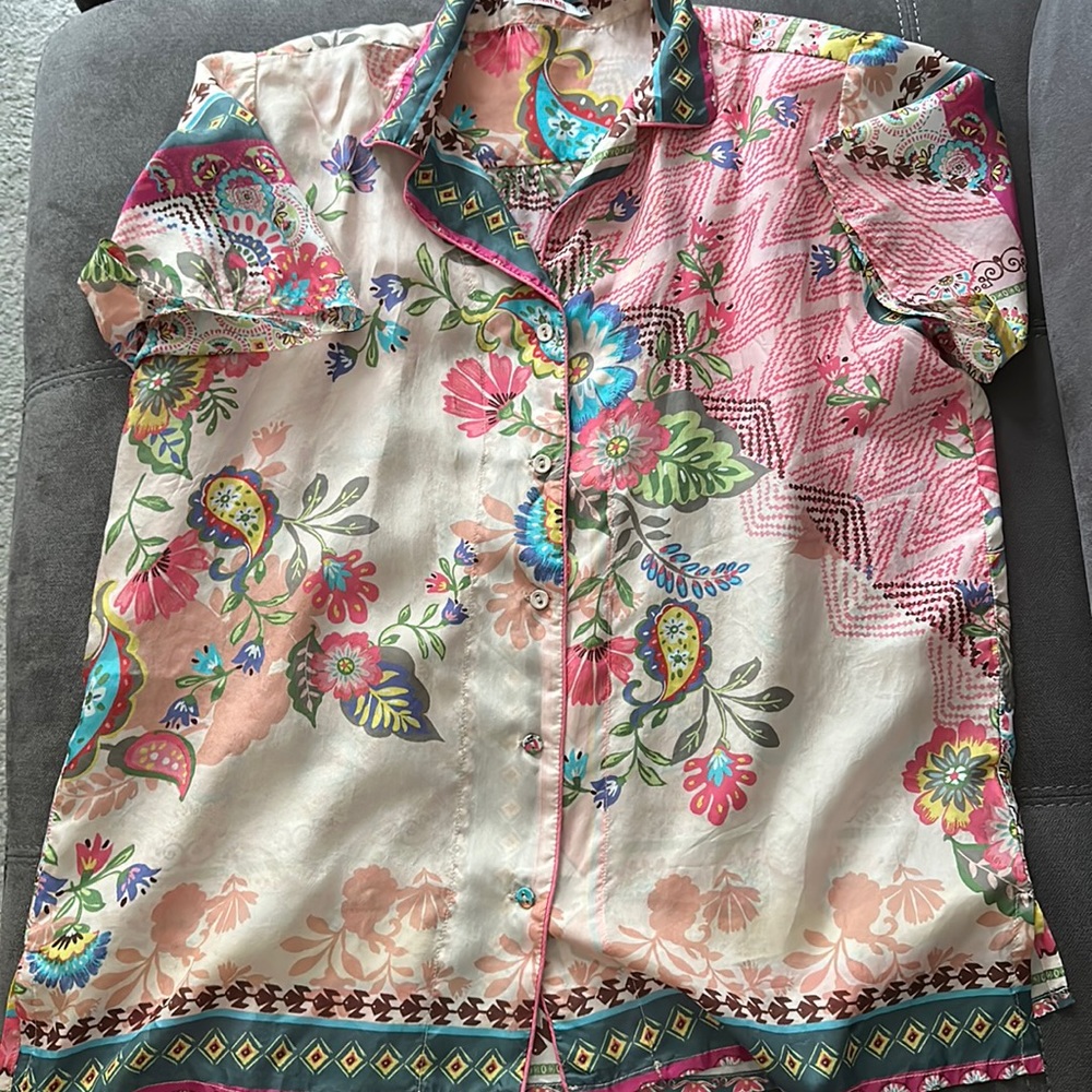 JOHNNY WAS Silk Colorful Button Down
